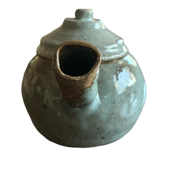 EC Modern Home Decor Handmade Ceramic Grey Teapot - Picture 7 of 12